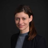 Janin Lautenschlager headshot