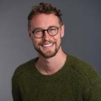 Jonathon Nixon-Abell headshot